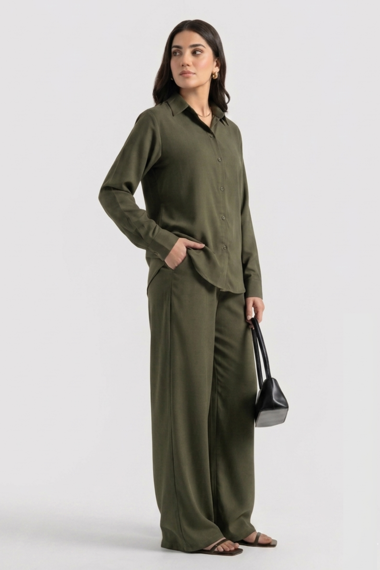 OLIVE GREEN ESSENTIAL CO-ORD SET